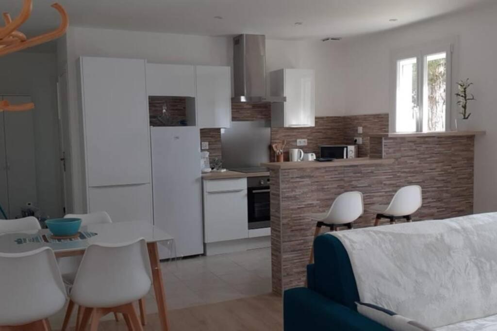 Le Logis De Chantal En Pays Royannais Arvert ภายนอก รูปภาพ