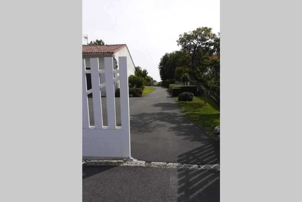Le Logis De Chantal En Pays Royannais Arvert ภายนอก รูปภาพ